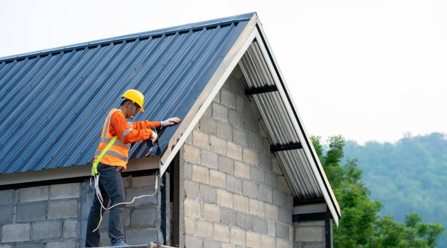 Professional gutter cleaning in Scottsburg, VA